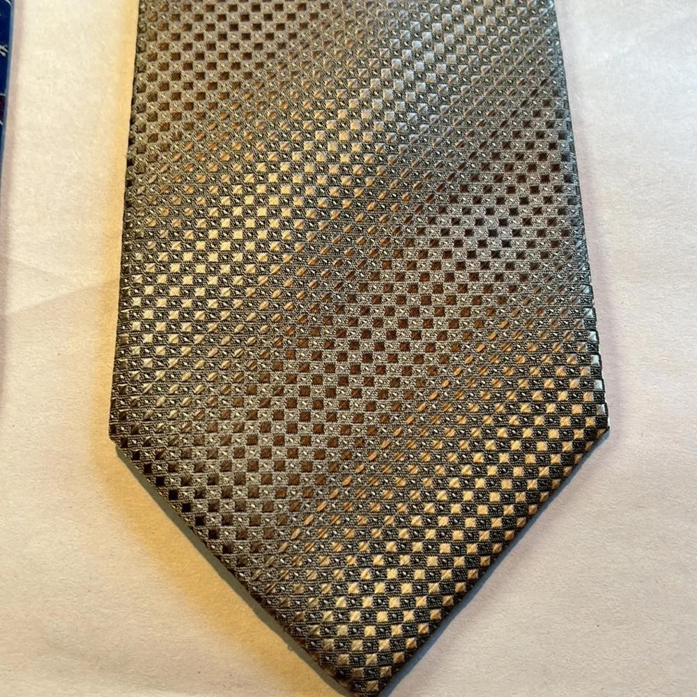 KENNETH COLE Silk Neckties